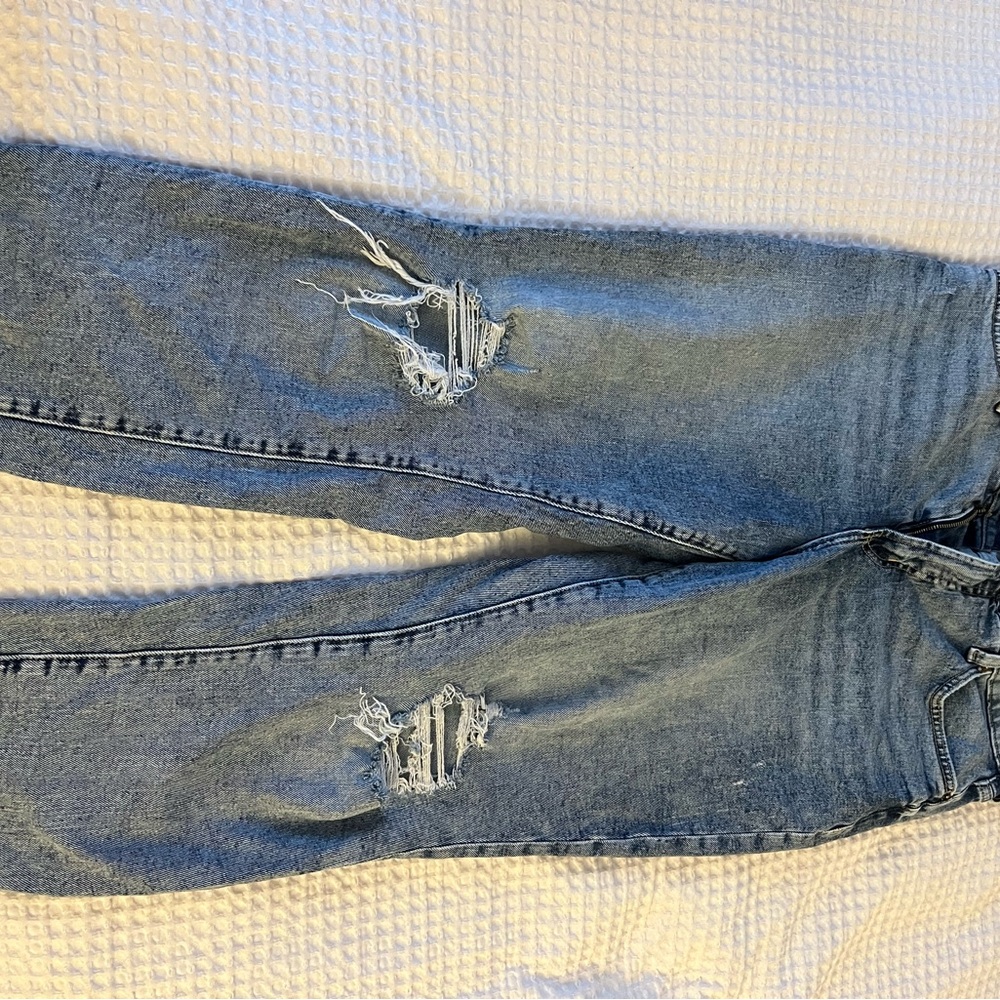 Old Navy Light Blue Distressed Boyfriend Jeans